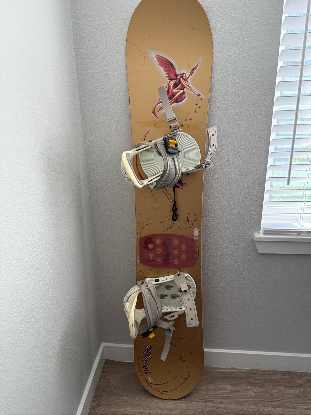 Burton Snowboard W/Burton Bindings Designed By Shannon Dunn With Scott Googles